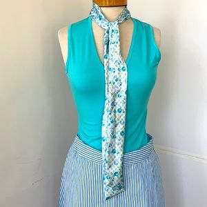 Sleeveless v neck /floral attached-tie scarf, SM